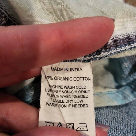 Prana Short-sleeved button-up shirt, size large - Picture 2 of 4